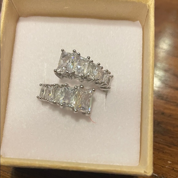 New in Bag Monaco Silver Rhodium Plated Crystal Ring By Alexa Rae - Picture 1 of 5